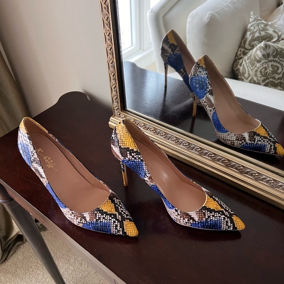 Python print pumps (new w/o tags) - Picture 2 of 4